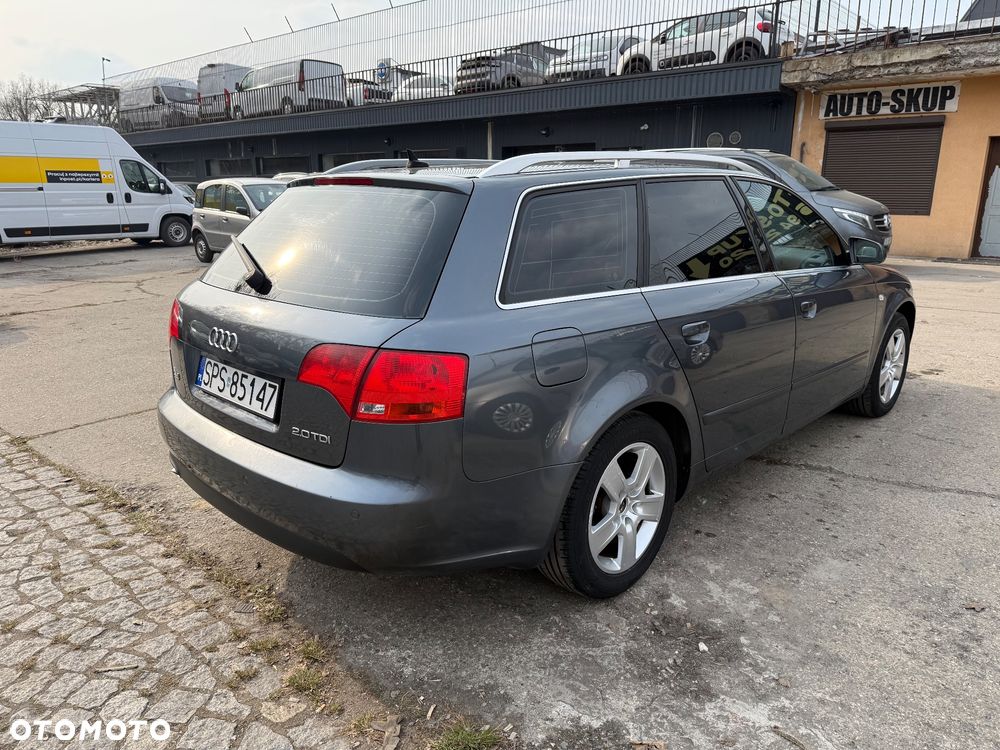 Audi A4 Avant - 4