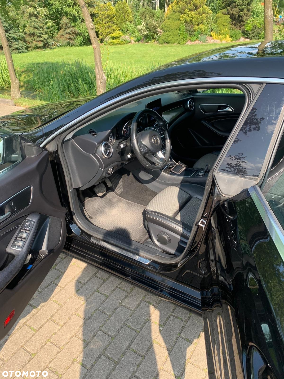 Mercedes-Benz CLA Shooting Brake 220 4Matic 7G-DCT - 9