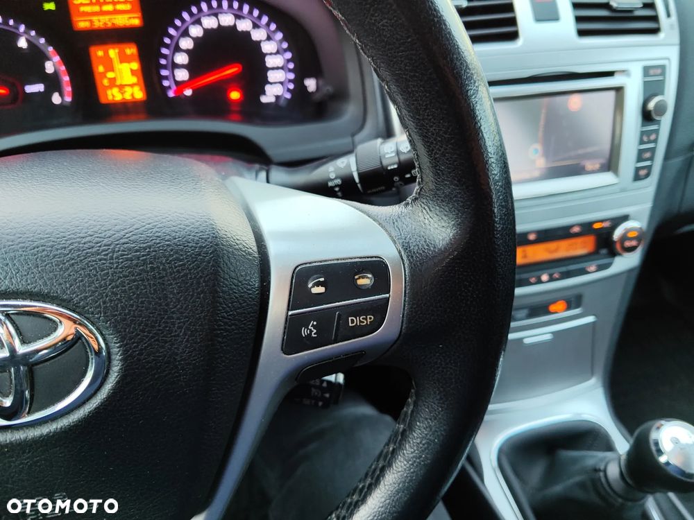 Toyota Avensis 2.2 D-4D Business Edition - 22