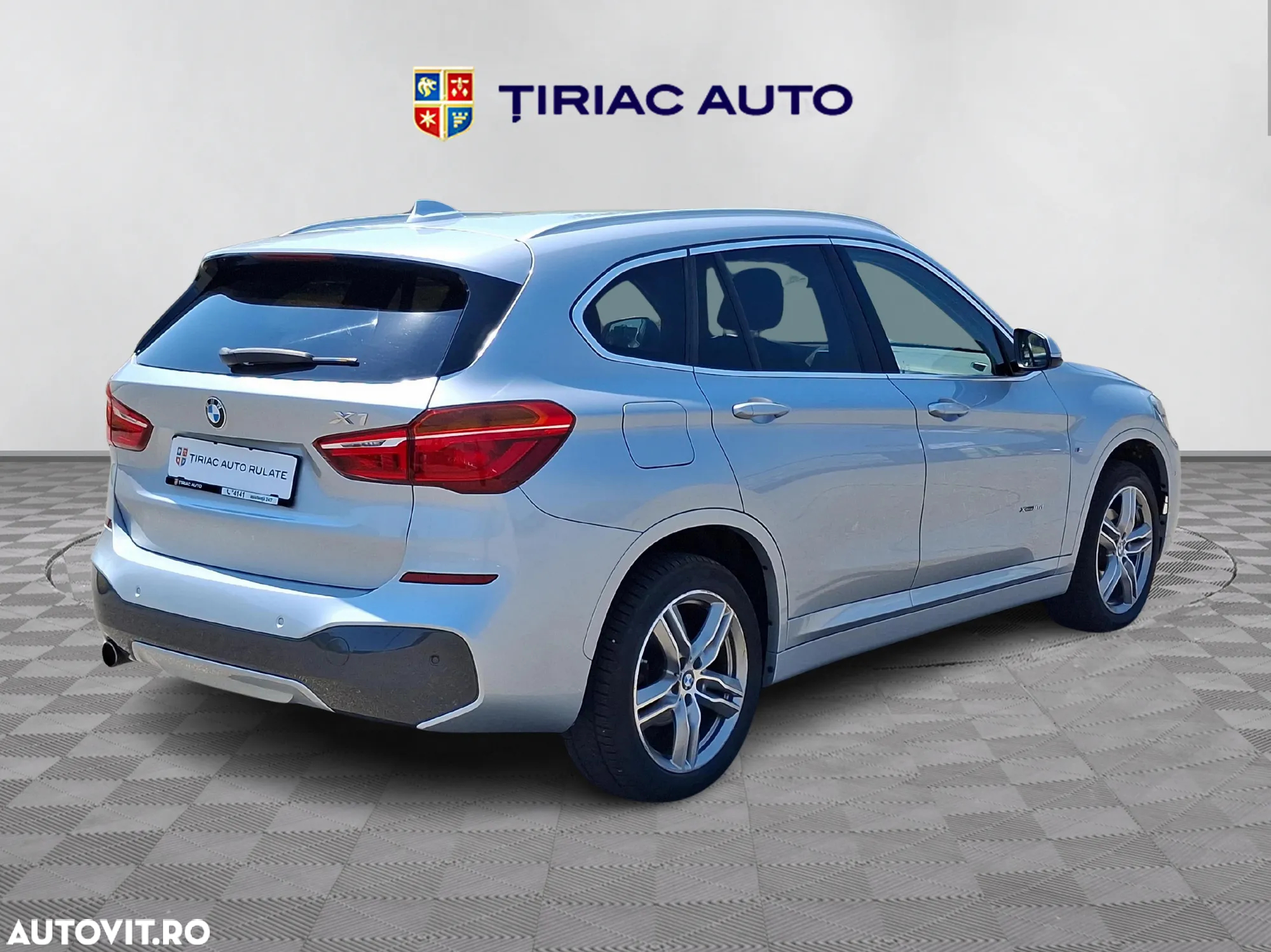 BMW X1 - 6