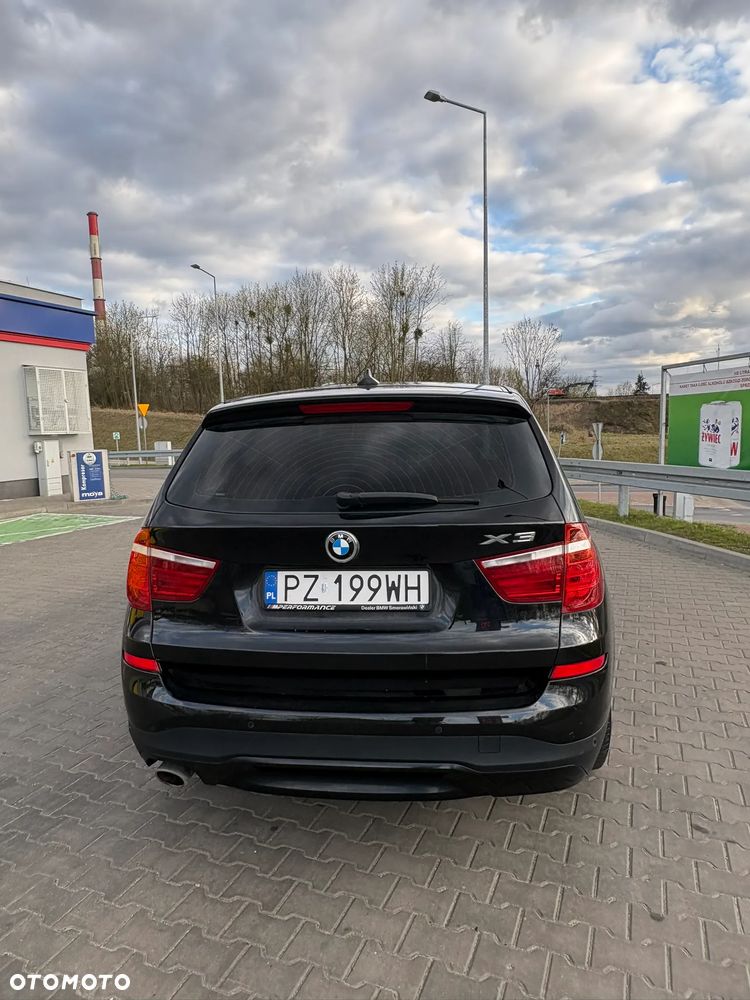 BMW X3 xDrive20d - 8