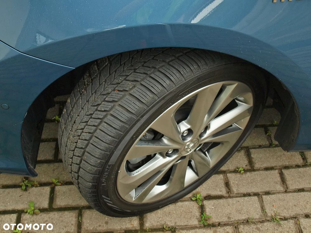 Toyota Auris - 32