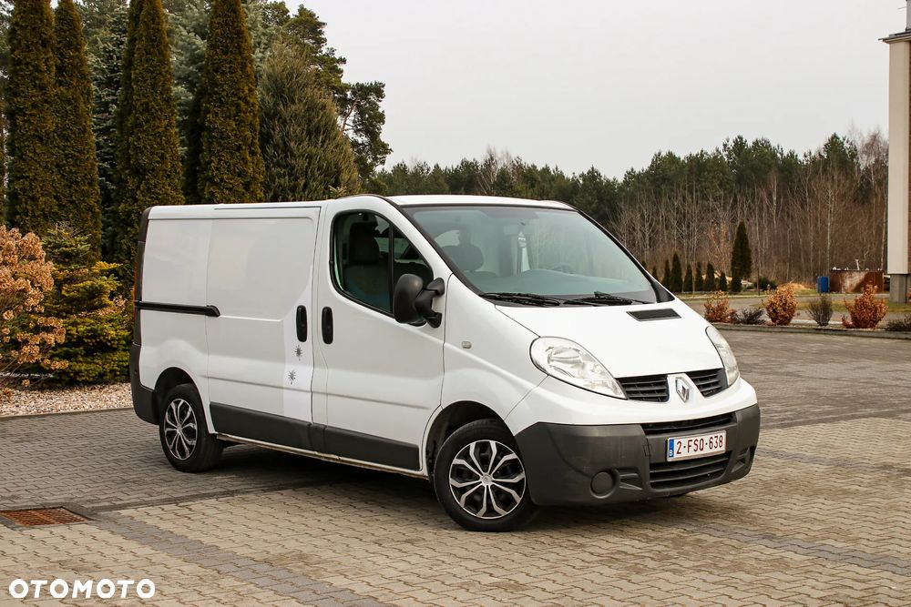 Renault Trafic - 10