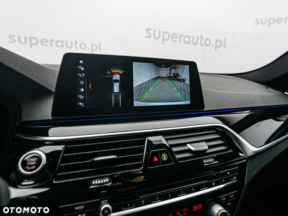 BMW Seria 5 520d xDrive - 20