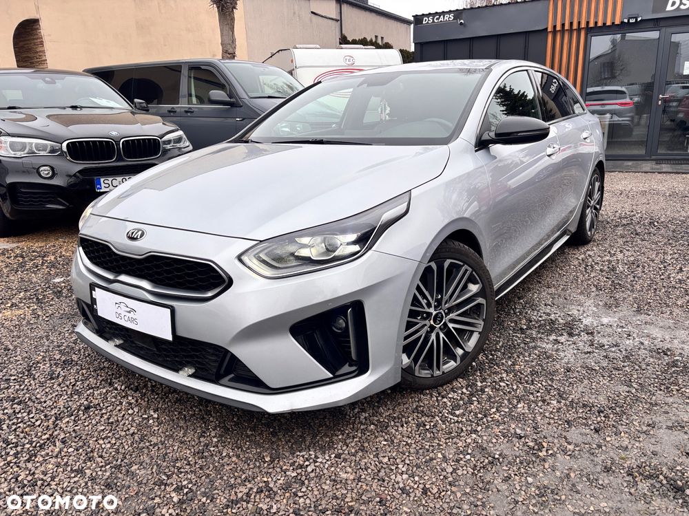 Kia ProCeed - 1