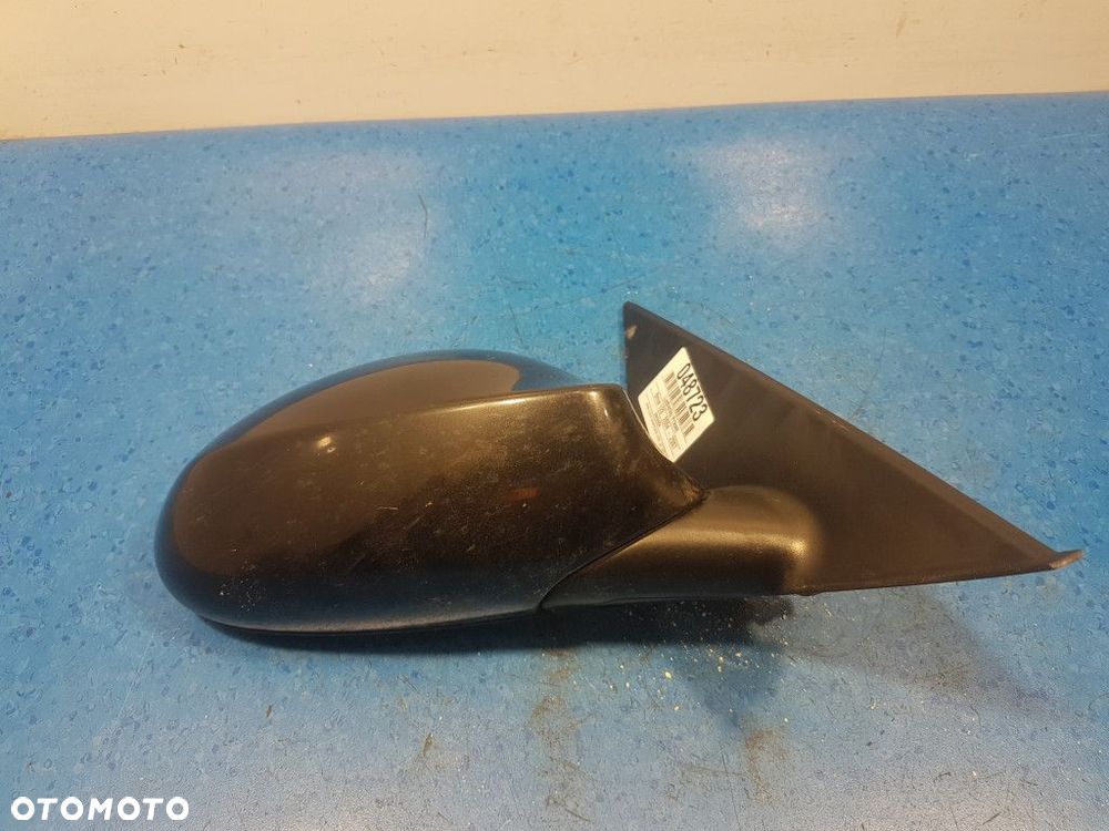 BMW 1 E87 LUSTERKO PRAWE 475 - 12