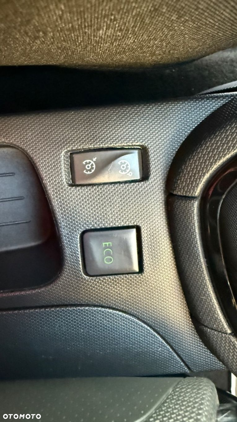 Renault Clio - 27