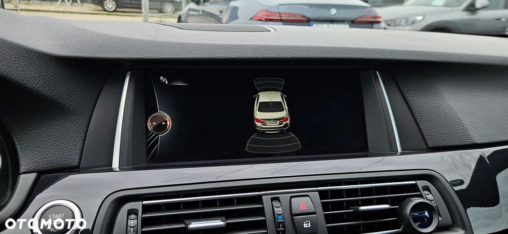 BMW Seria 5 520d xDrive - 36