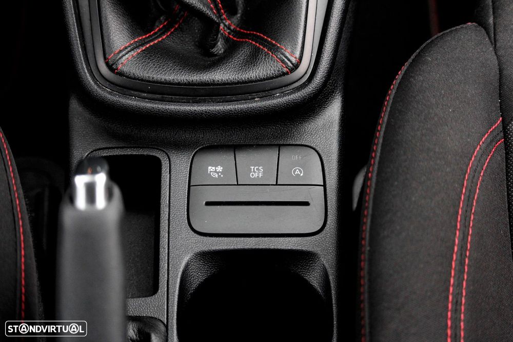 Ford Fiesta 1.0 EcoBoost ST-Line - 24