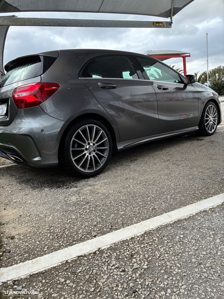 Mercedes-Benz A 200 d AMG Line - 2