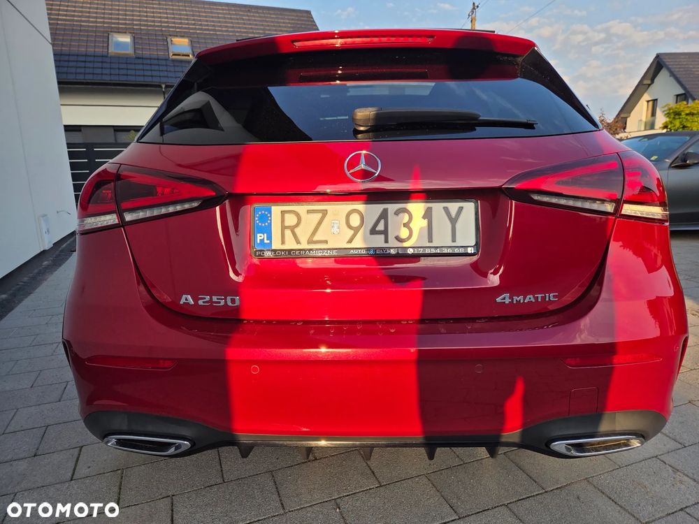Mercedes-Benz Klasa A 250 4-Matic AMG Line 7G-DCT - 12