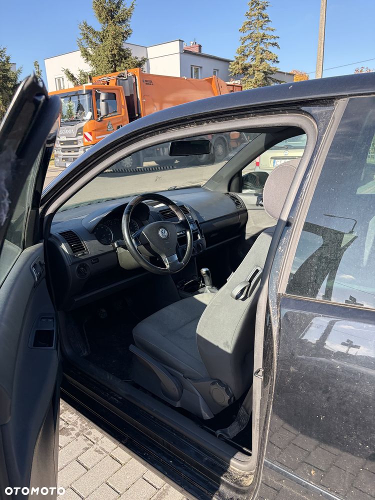 Volkswagen Polo - 5