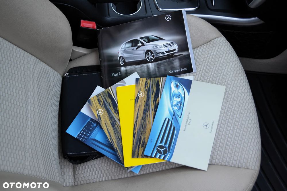 Mercedes-Benz Klasa B 180 CDI Autotronic Special Edition - 38