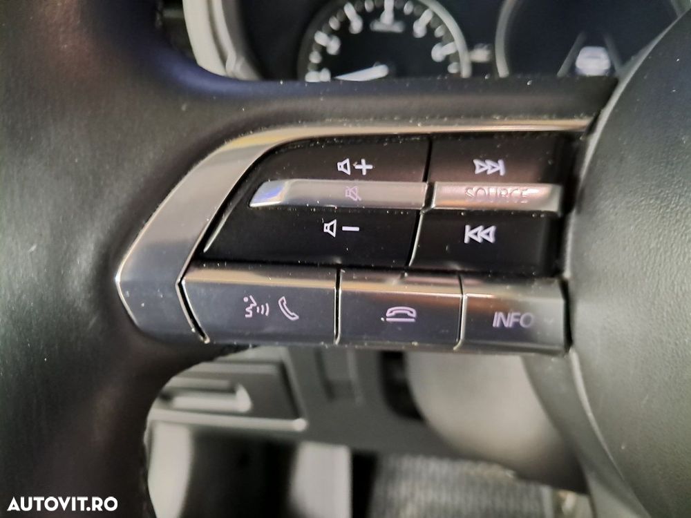 Mazda 3 - 13