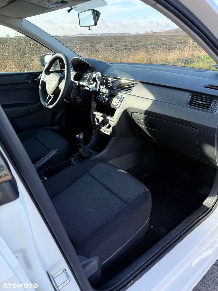 Skoda RAPID 1.6 TDI DPF Active - 9