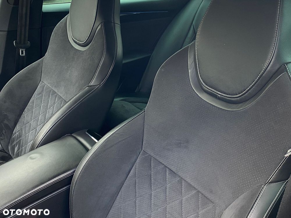 Skoda Superb 2.0 TDI Sportline DSG - 13