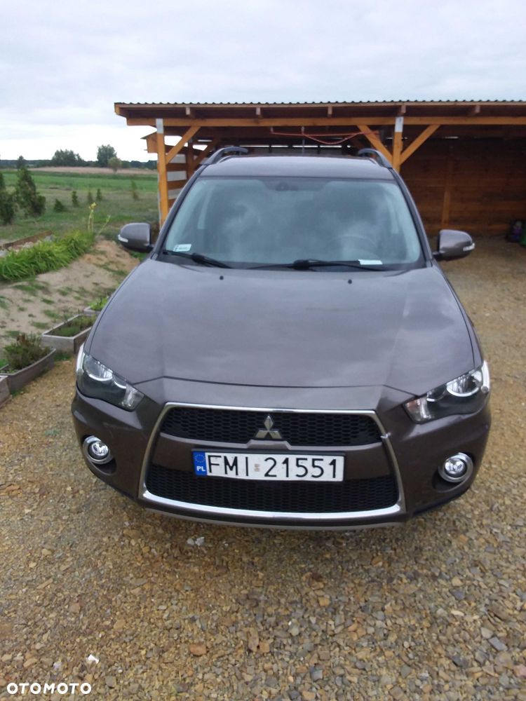 Mitsubishi Outlander - 5