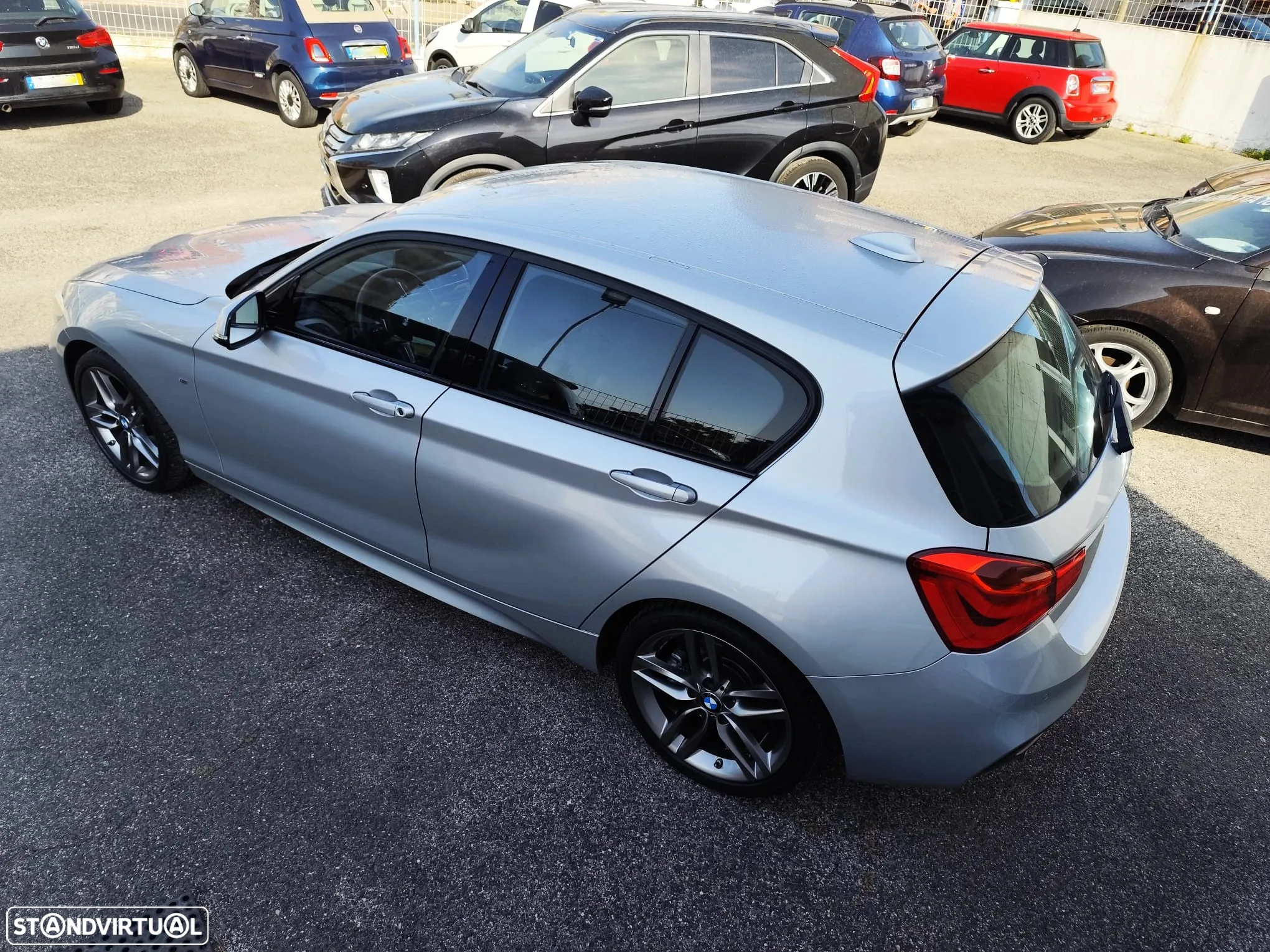 BMW 120 i Pack M - 19