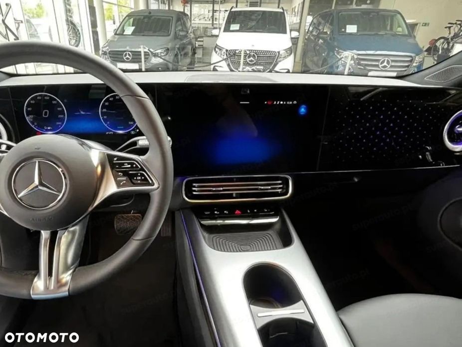 Mercedes-Benz CLA - 9