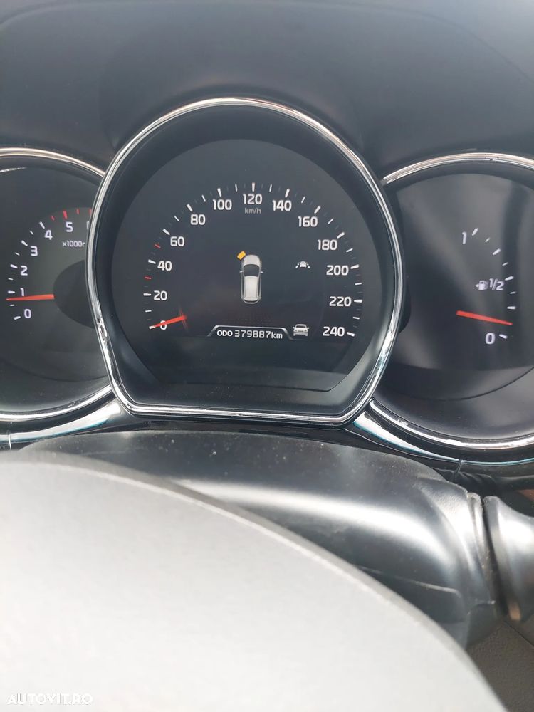 Kia Ceed - 25