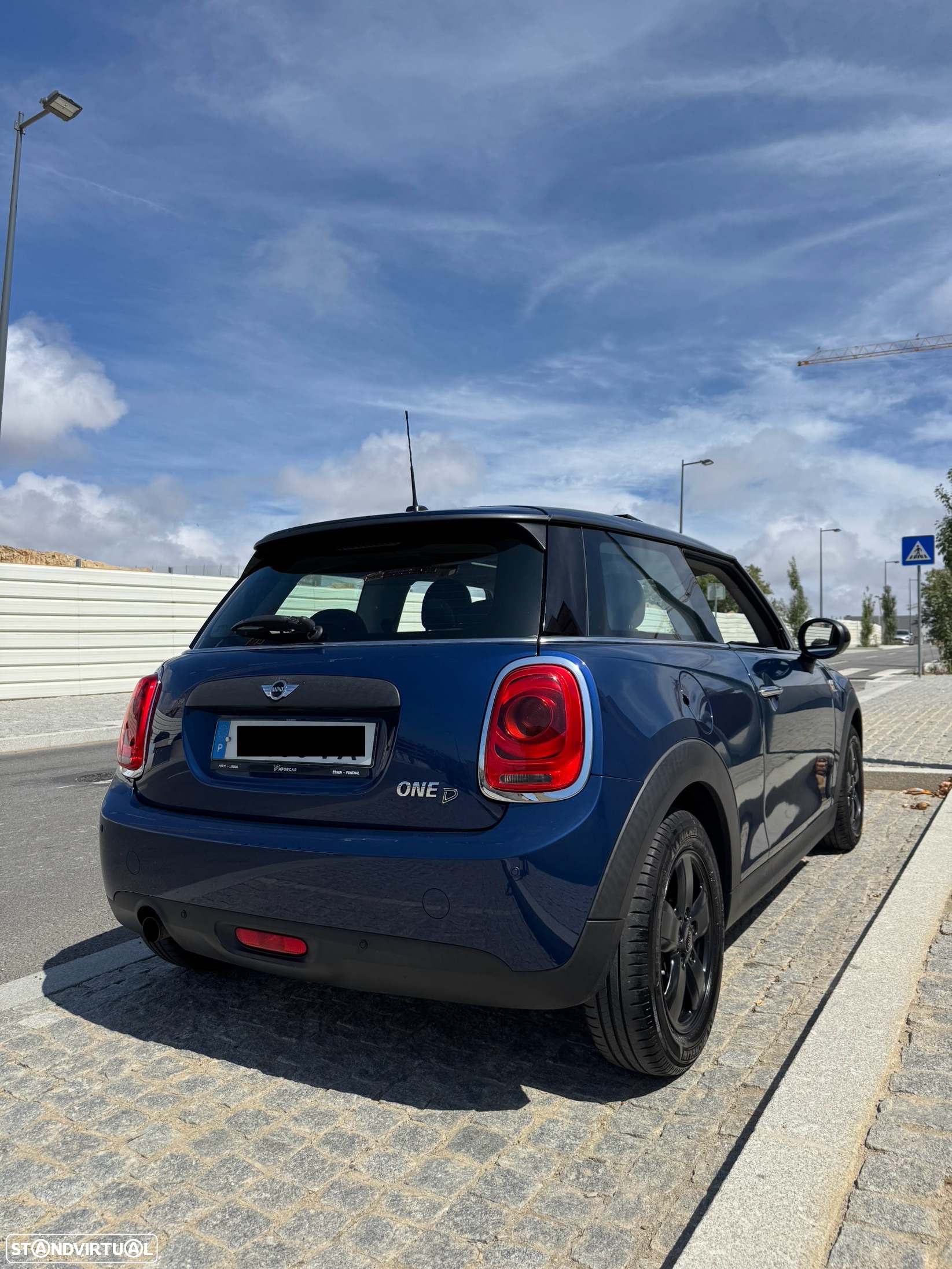 MINI 3 Portas One D - 2