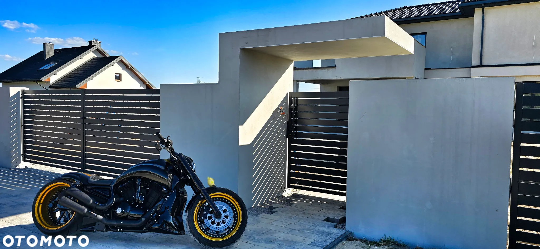 Harley-Davidson V-Rod Night Rod - 2