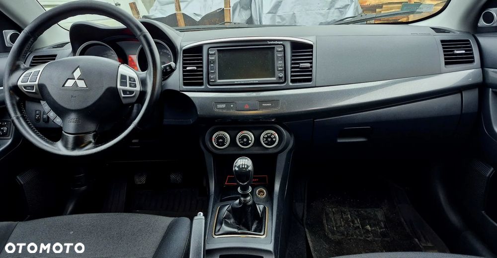 Mitsubishi Lancer 2.0 DI-D Intense - 11