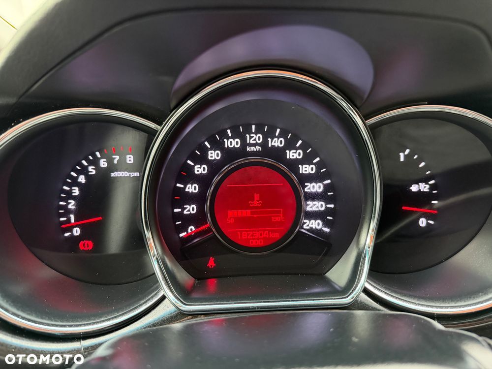 Kia Ceed 1.6 GDI Platinum Edition - 32