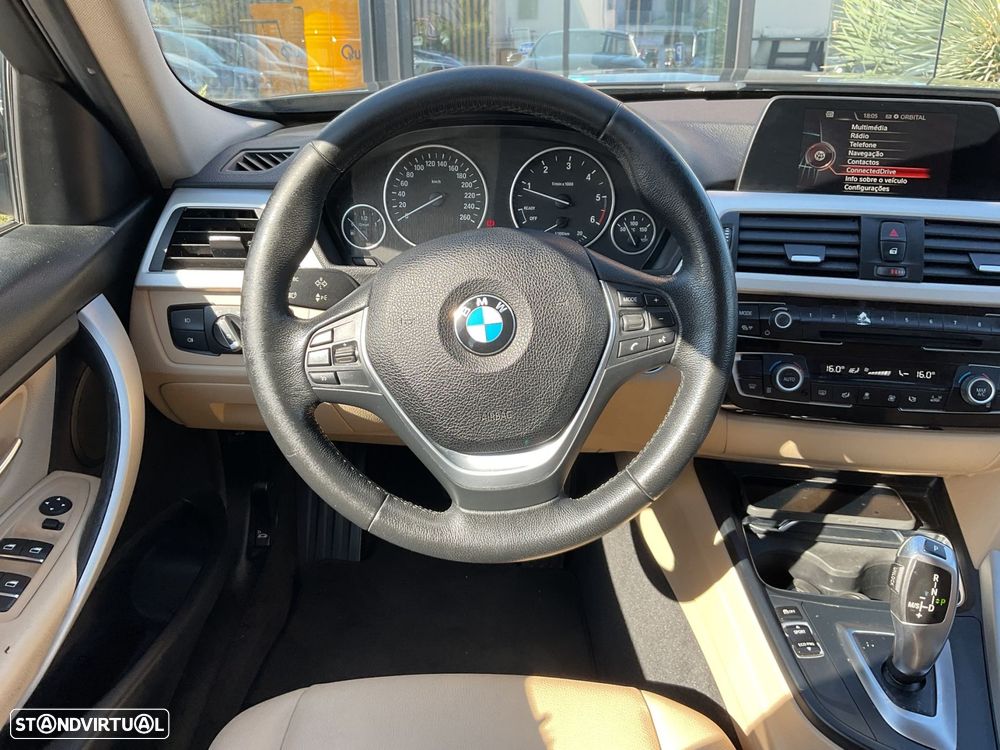 BMW 318 d Auto - 26
