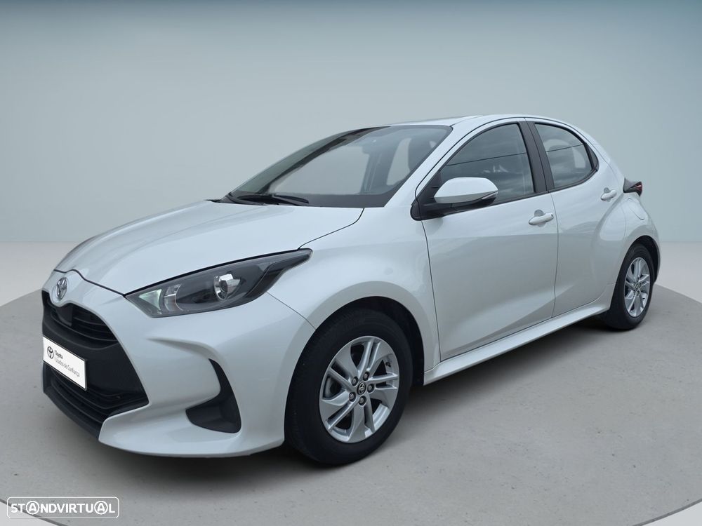 Toyota Yaris - 1