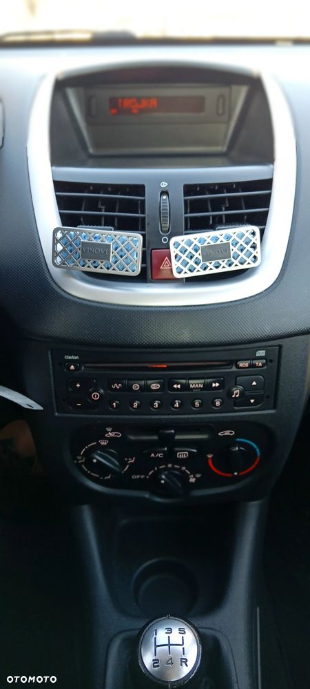 Peugeot 206 plus 75 - 12