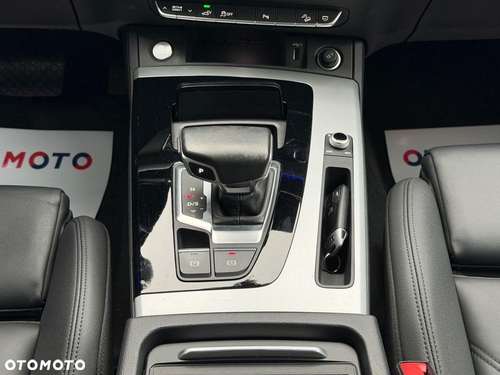 Audi Q5 50 TFSI e Quattro Sport S tronic - 19