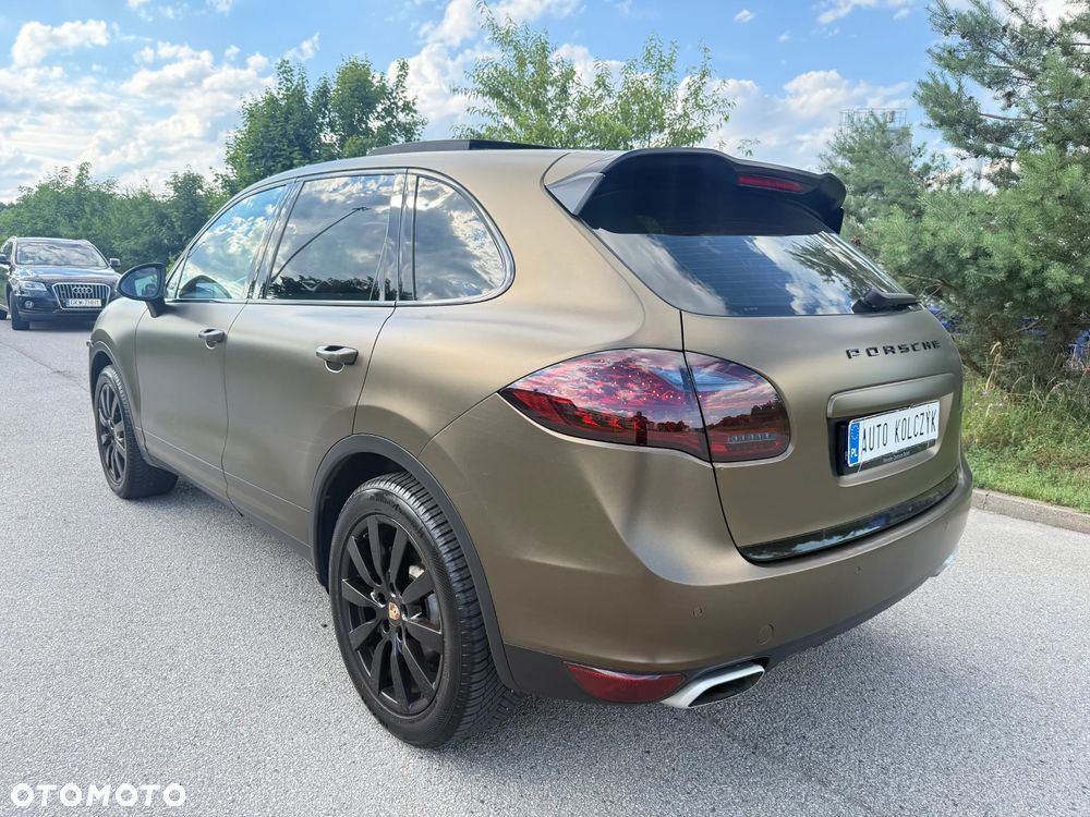 Porsche Cayenne - 7