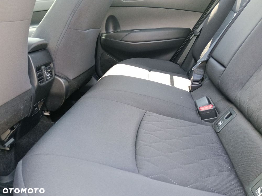 Toyota Corolla Cross - 14