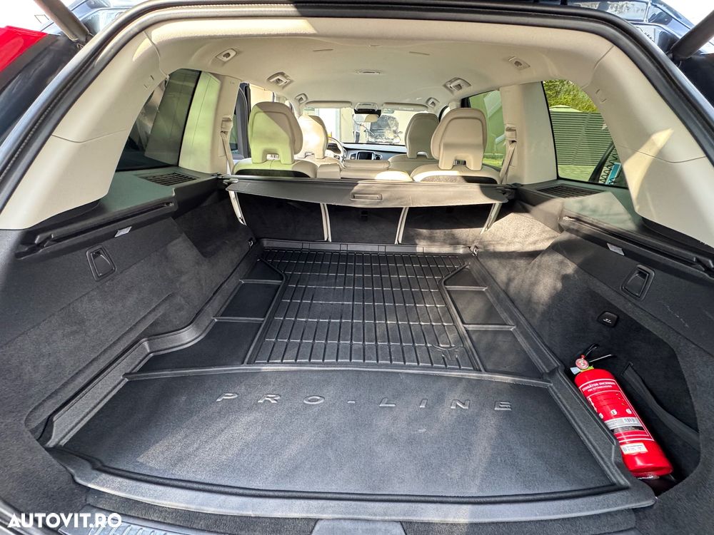 Volvo XC 90 D5 AWD Geartronic Momentum - 7