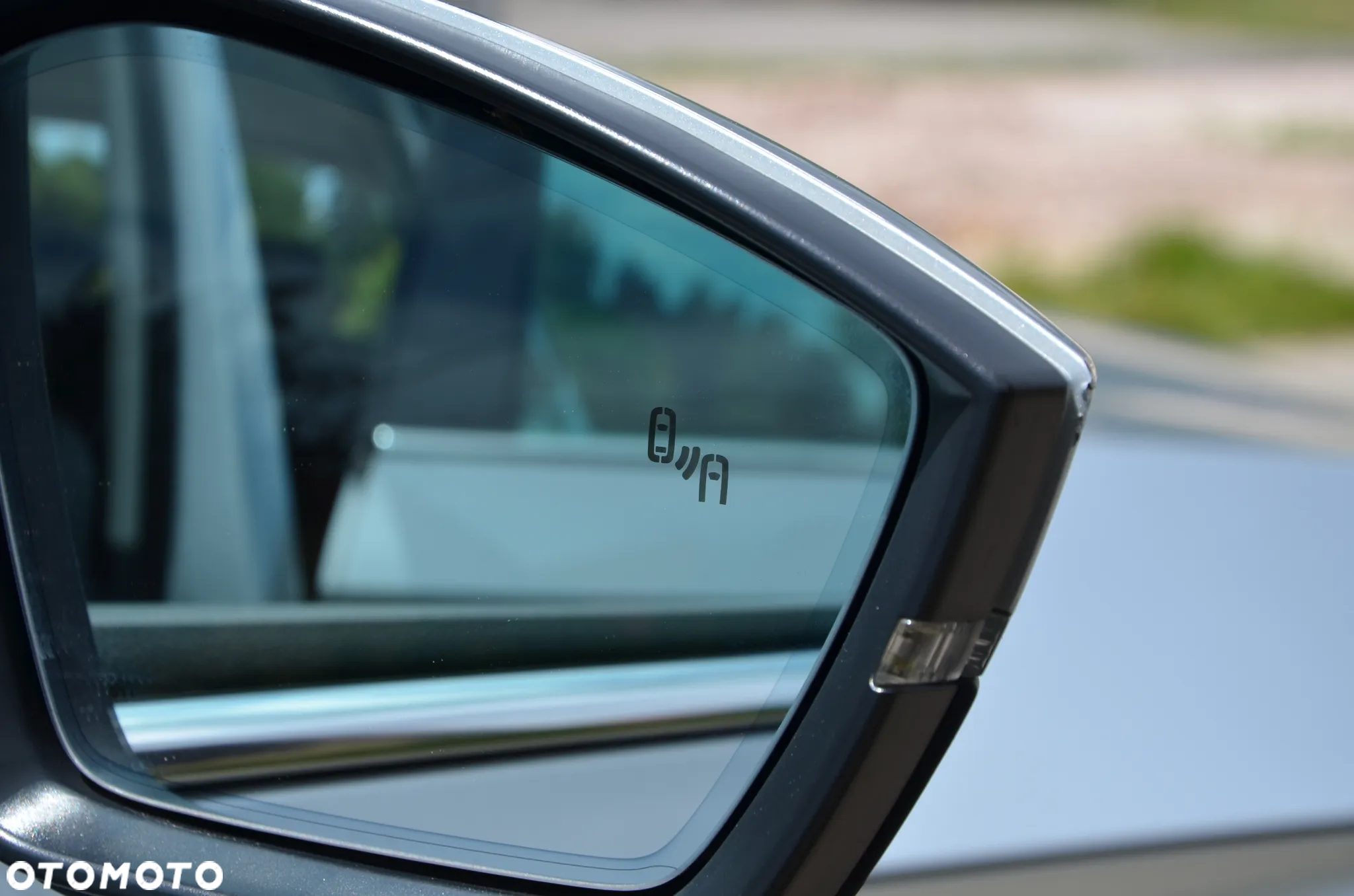 Skoda Superb 2.0 TDI L&K DSG - 26