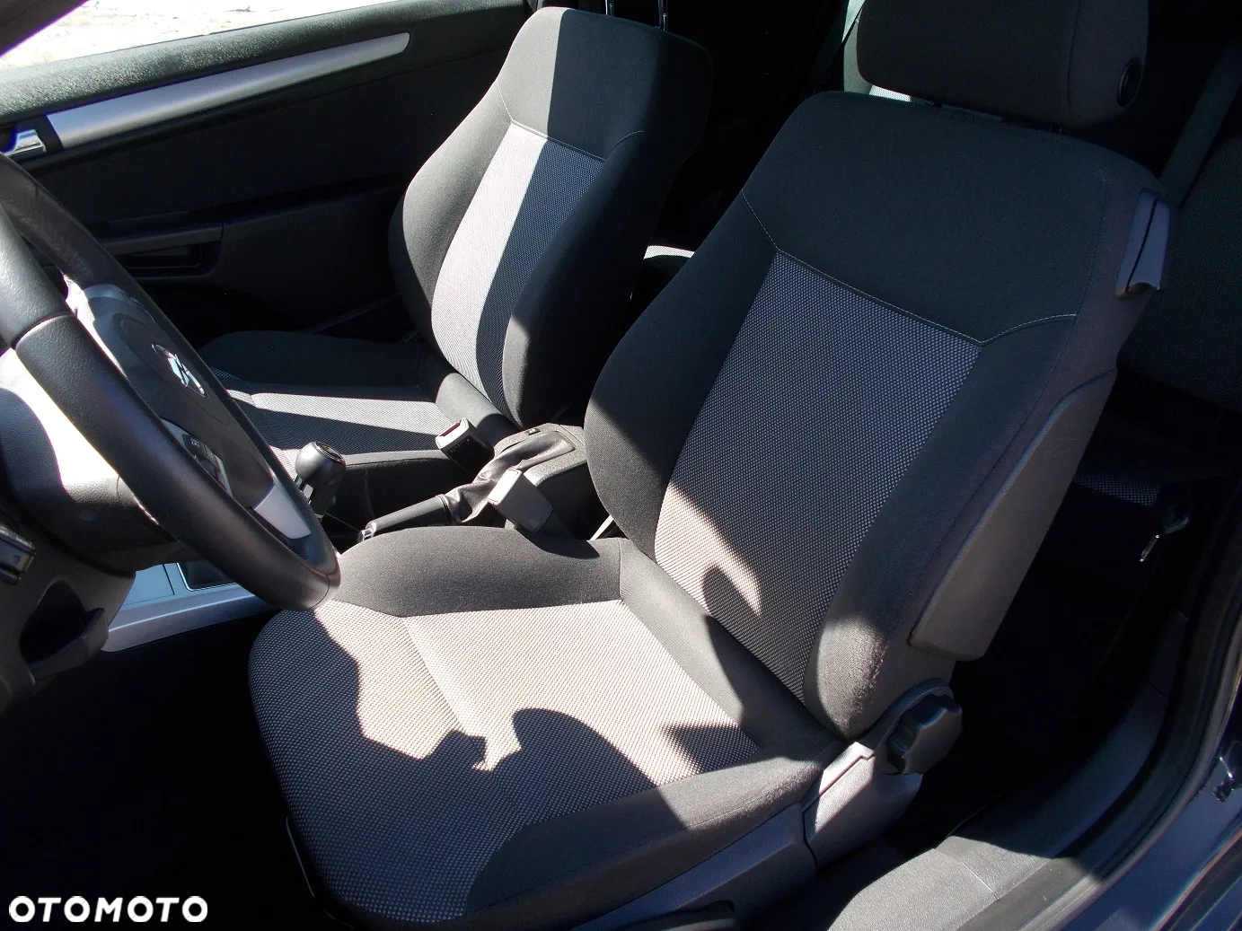 Opel Astra GTC 1.4 Catch me - 20