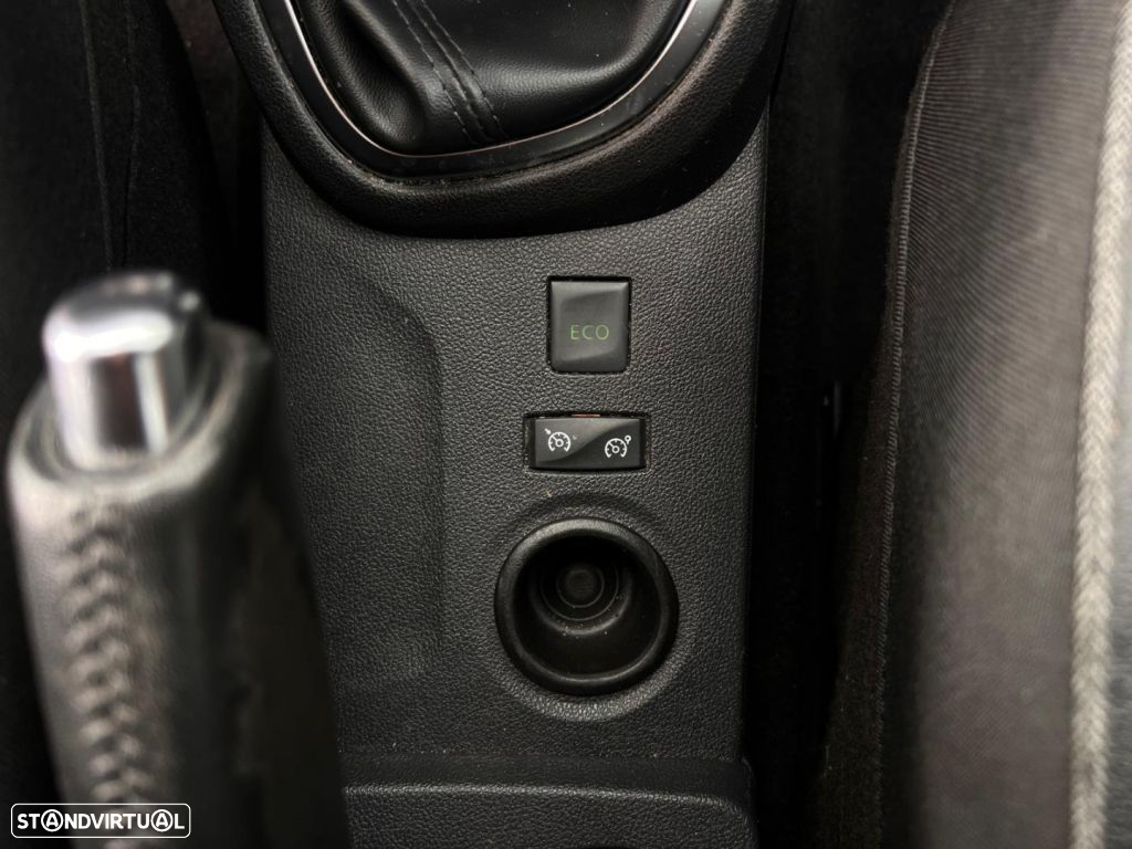 Renault Captur 1.5 dCi Exclusive - 23