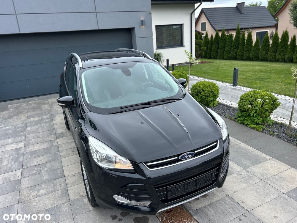 Ford Kuga 1.5 EcoBoost 2x4 Titanium - 16