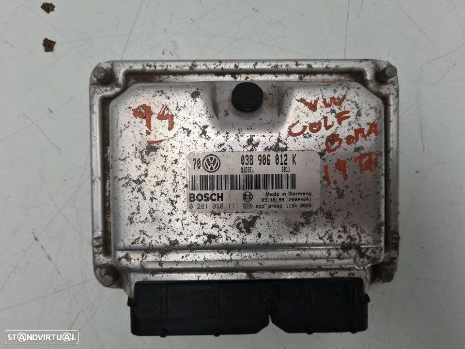VW VOLKSWAGEN GOLF / BORA 1.9 TDI AGR  | CENTRALINA - BOSCH | Ref: 038 906 012 K - 0 281 010 111; - 2