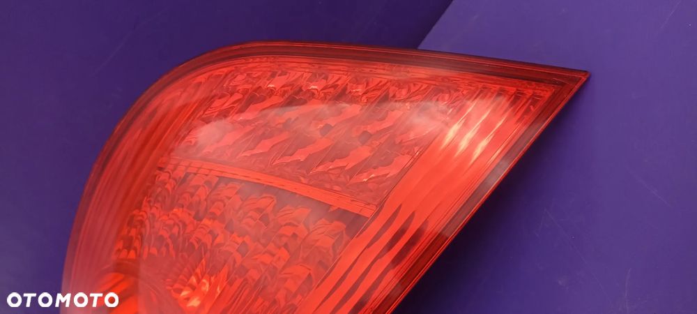VW PHAETON LAMPA TYLNA W BŁOTNIK IDEALNA LEDY SPRAWNE - 5