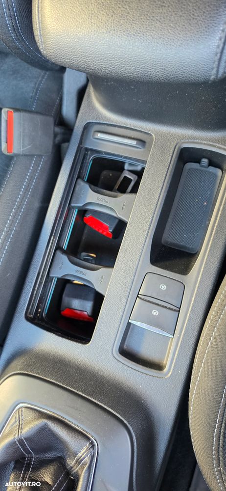 Ford Focus - 19