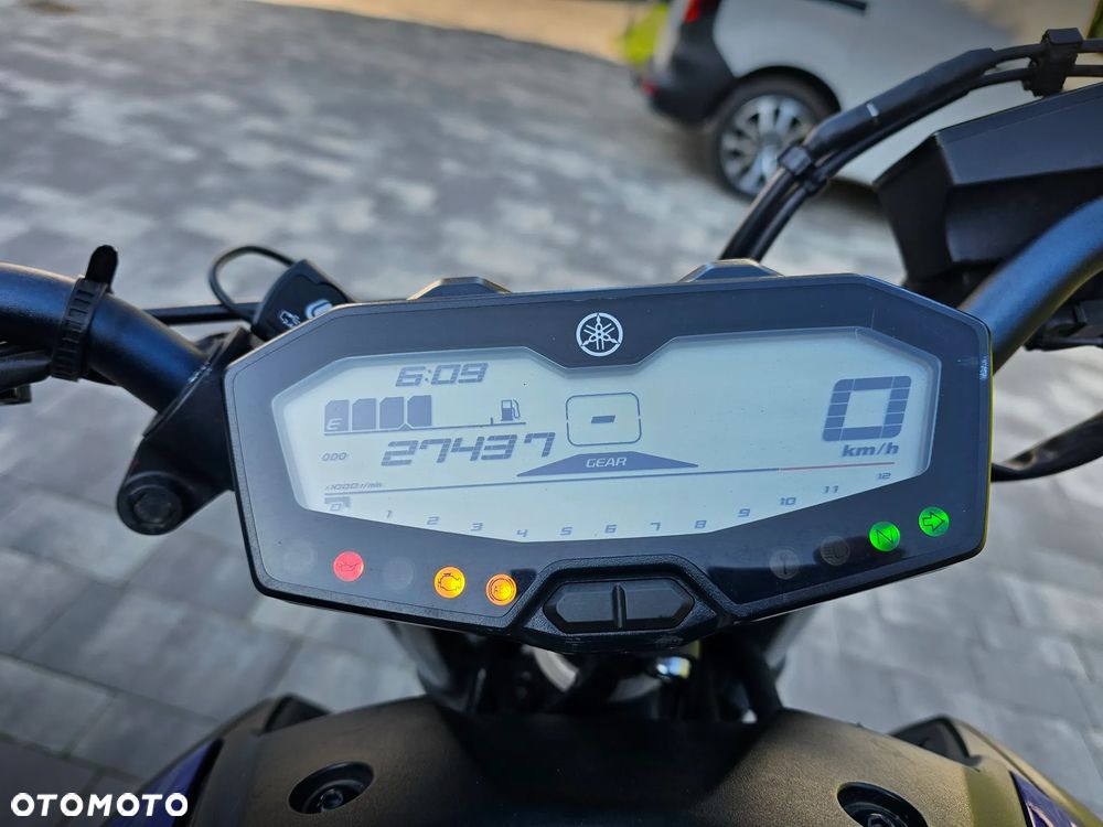 Yamaha MT - 6