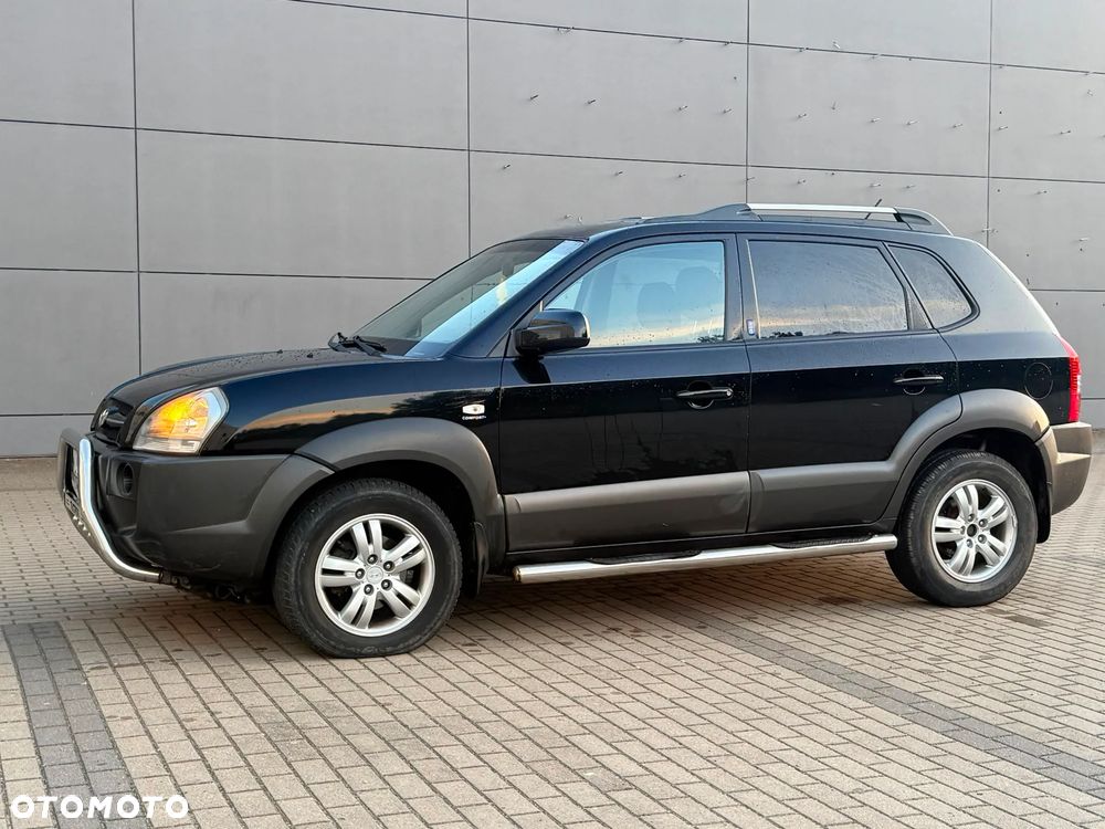 Hyundai Tucson 2.0 2WD GLS Navi - 4