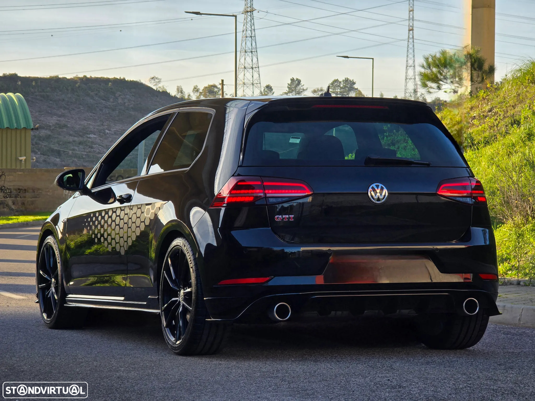 VW Golf 2.0 TSI GTi TCR DSG - 4