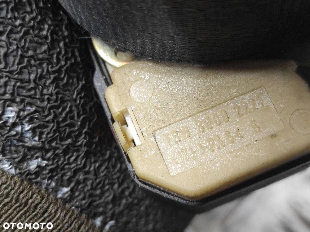 ZESTAW POSTRZAŁOWY AIRBAG TOYOTA AVENSIS T22 2.0TD - 4