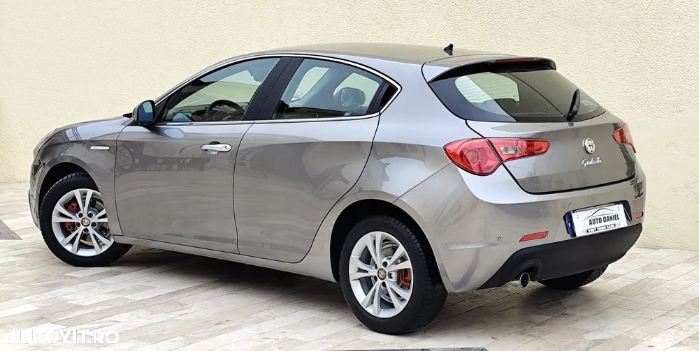 Alfa Romeo Giulietta - 4