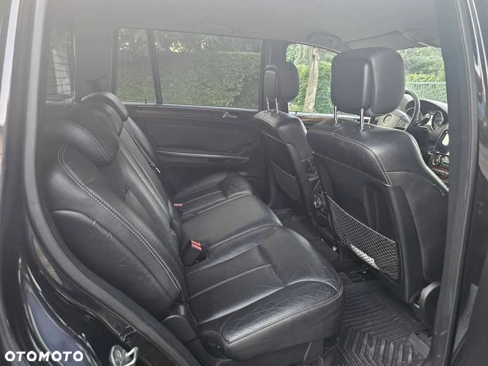 Mercedes-Benz GL 320 CDI - 24