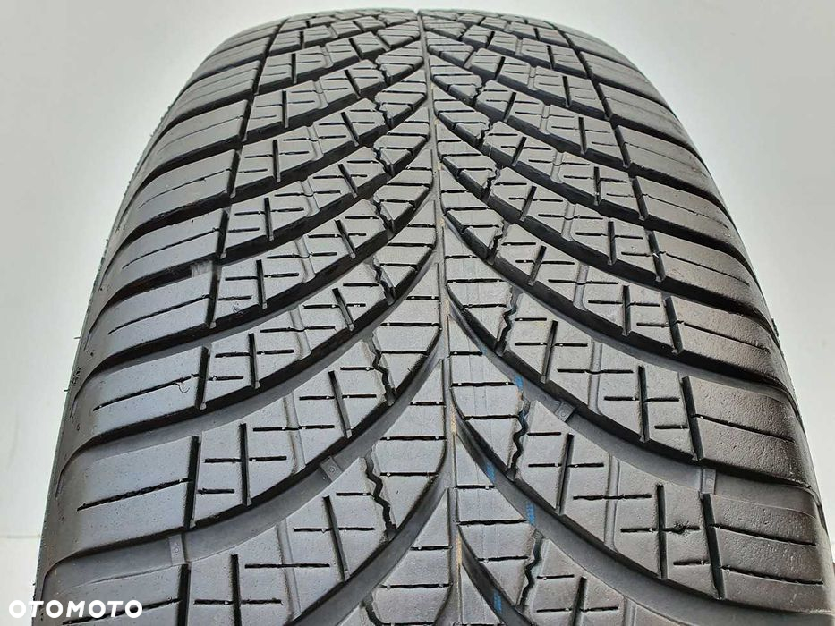 1x Opona Całoroczna 235/55/19 Goodyear Vector4season Gen3SUV 105W 2021 - 2