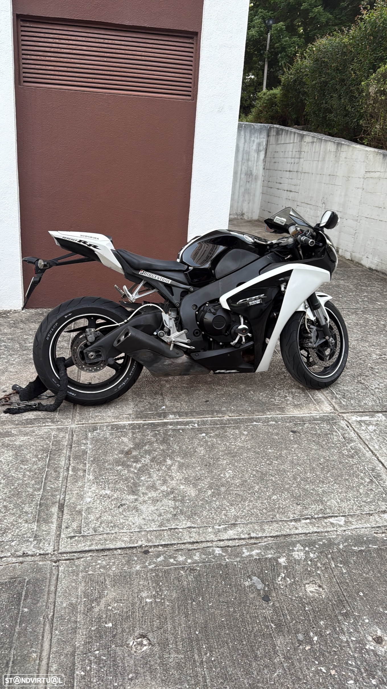 Honda CBR - 8